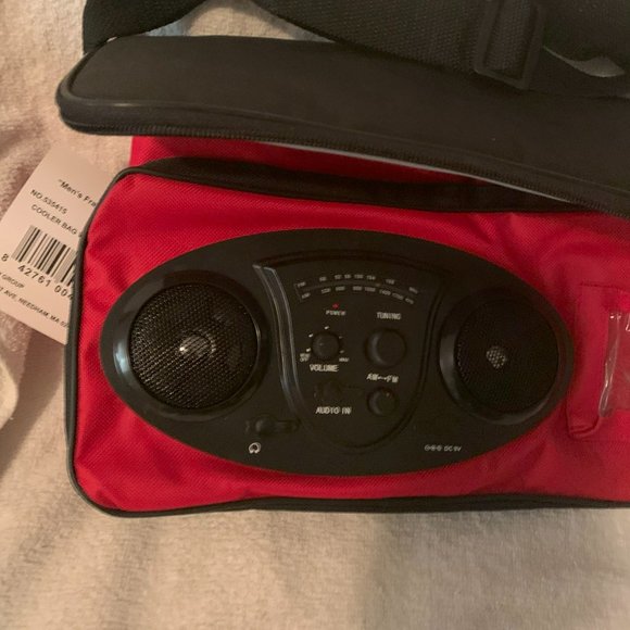 DBEST MEN'S  COOLER BAG WITH AM & FM RADIO - Picture 2 of 5